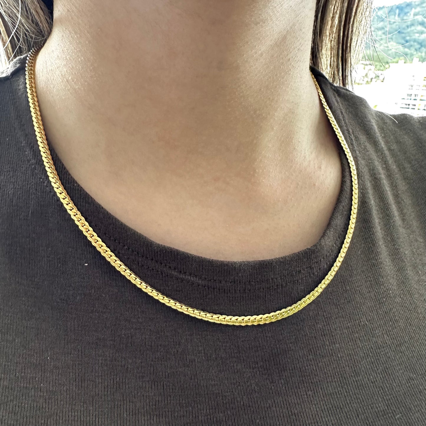 Cadena Grabada Mujer